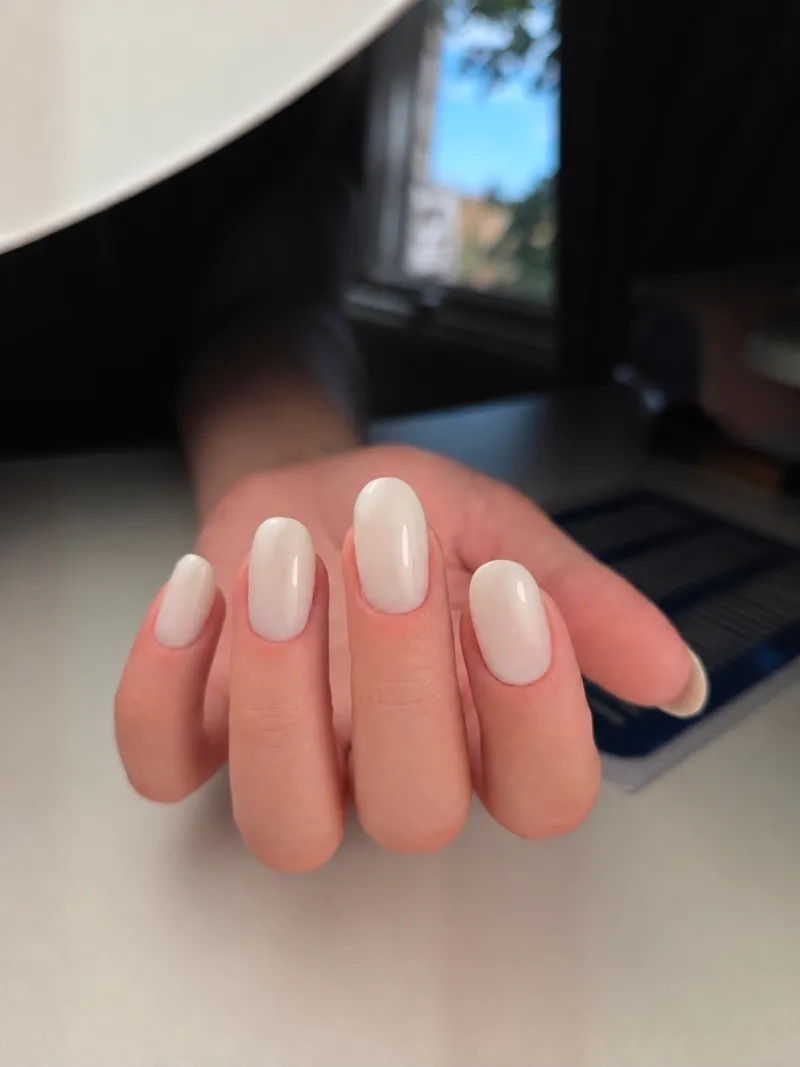 Manucure Russe nude